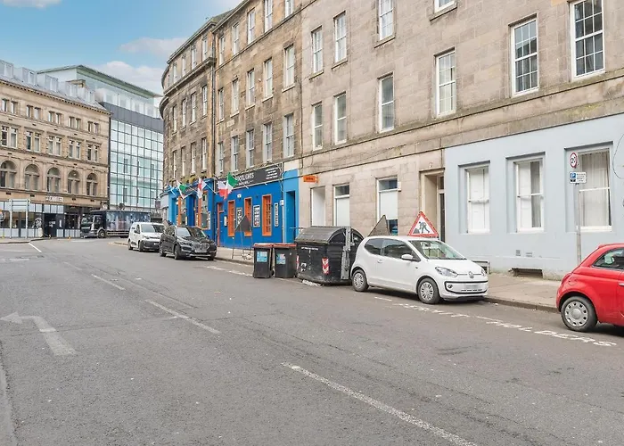 Contemporary 3 Bed City Centre Appartment - Ensuite